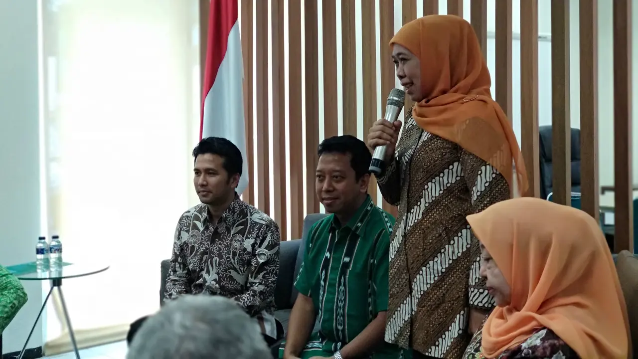 Pasangan Cagub dan Cawagub Khofifah Indar Parawansa - Emil Dardak menyambangi PPP.