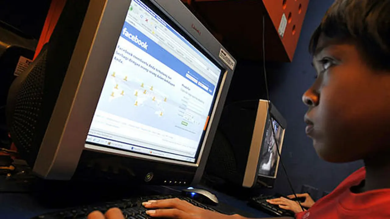 facebook-anak-140217b.jpg