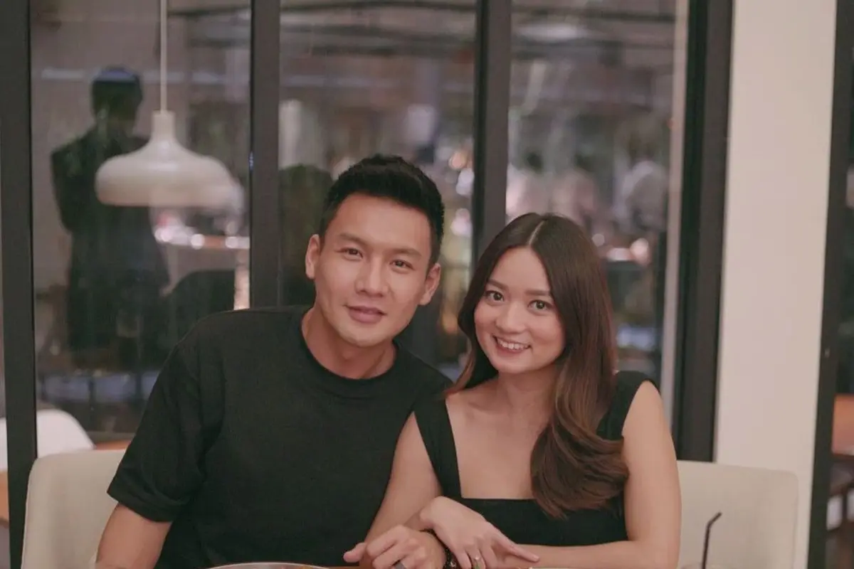 8 Potret Mesra Fendy Chow dan Stella Cornelia, Umumkan Kehamilan Usai 5 Tahun Menikah