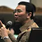 Gubernur DKI Jakarta Basuki Tjahaja Purnama (Ahok) saat memberi kesaksian dalam kasus pengadaan UPS di Pengadilan Tipikor, Jakarta, Kamis (4/2/2016). Ahok menjadi saksi dalam kasus UPS dengan terdakwa Alex Usman (Liputan6.com/Yoppy Renato)