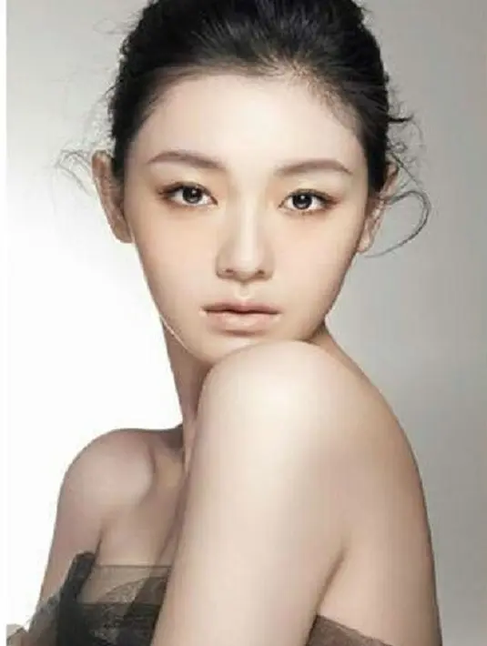 "Pelajaran yang kuambil adalah orang tidak boleh berharap. Setelah punya anak kedua, aku bilang kalau tidak ingin menambah lagi. Aku malah hamil setelah diet," ujarnya. (Foto: instagram.com/barbiehsu_das)