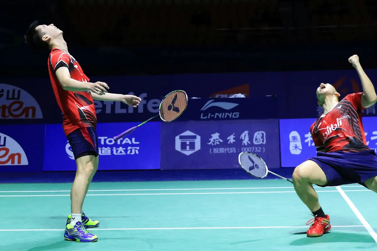 Marcus Fernaldi Gideon / Kevin Sanjaya Sukamuljo menjuarai India Open 2017. 
