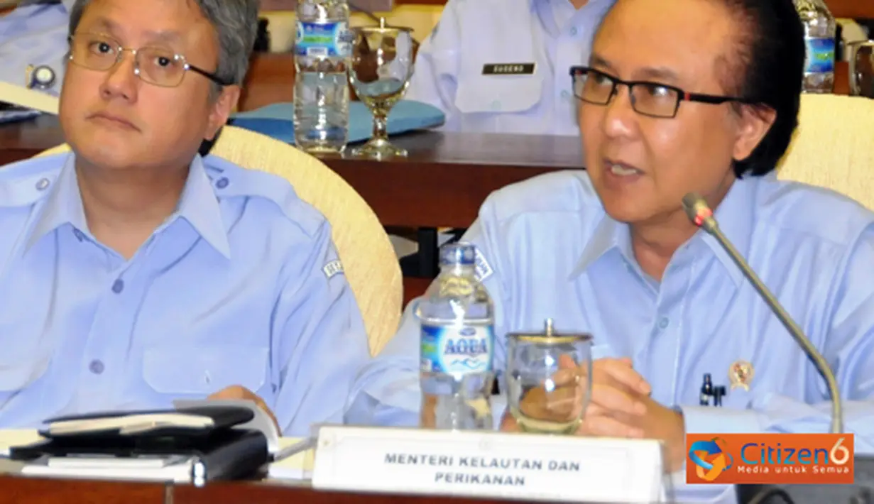 Citizen6, Jakarta: MKP Sharief C Sutardjo paparkan kebijakan impor ikan dan swasembada garam kepada Komisi IV DPR RI. (Pengirim: Efrimal Bahri)