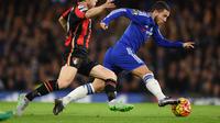 Eden Hazard terpilih sebagai pemain terburuk pekan ini setelah Chelsea dikalahkan Bournemouth 0-1 di Stamford Bridge, Minggu (6/12/2015) dini hari WIB. (Reuters/Carl Recine)