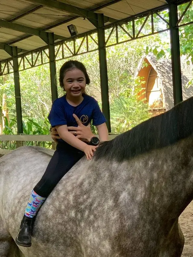 [Fimela] Raqeema Ruby Radinal