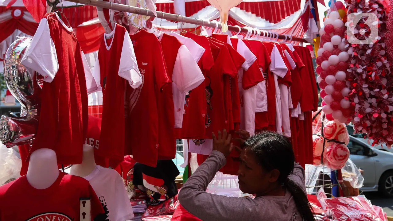 Pedagang Pernak-pernik Merah Putih