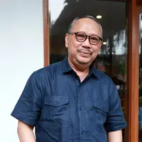 Bukan di ibukota, ‘Konser 3 Generasi’ ini akan digelar di Yogyakarta pada 31 Desember 2015 di Tentrem Ballroom. Nantinya konser yang menampilkan musisi kenamaan ini akan dibalut dengan musik masa kini. (Deki Prayoga/Bintang.com)