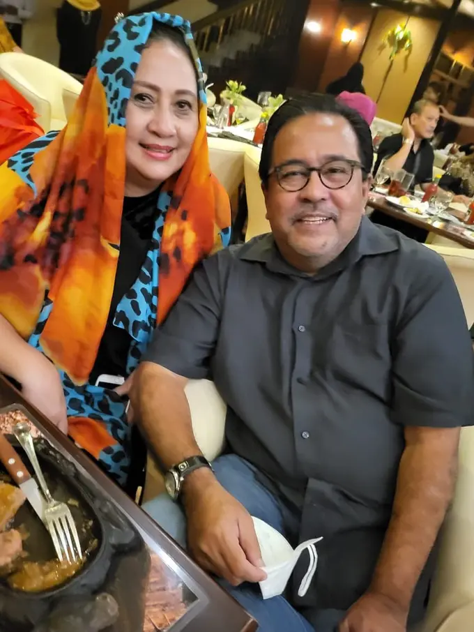 [Fimela] Rano Karno dan Yessy Gusman