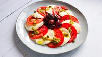 How to make a Caprese salad. (Photo: Omi Sido/Pixabay)