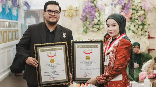 Influencer Ayu Widyaningrum