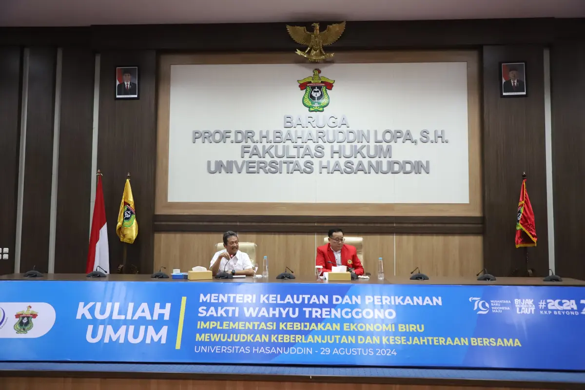 Menteri Kelautan dan Perikanan Sakti Wahyu Trenggono menantang universitas untuk membuat riset guna mewujudkan ketahanan pangan dunia. (dok KKP)