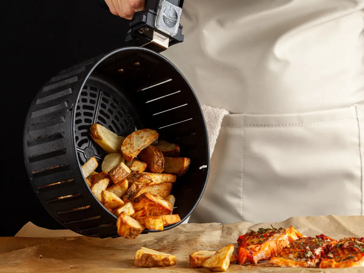 Jarang Diketahui 5 Makanan Ini Ternyata Bisa Dimasak di Air Fryer Lifestyle Fimela