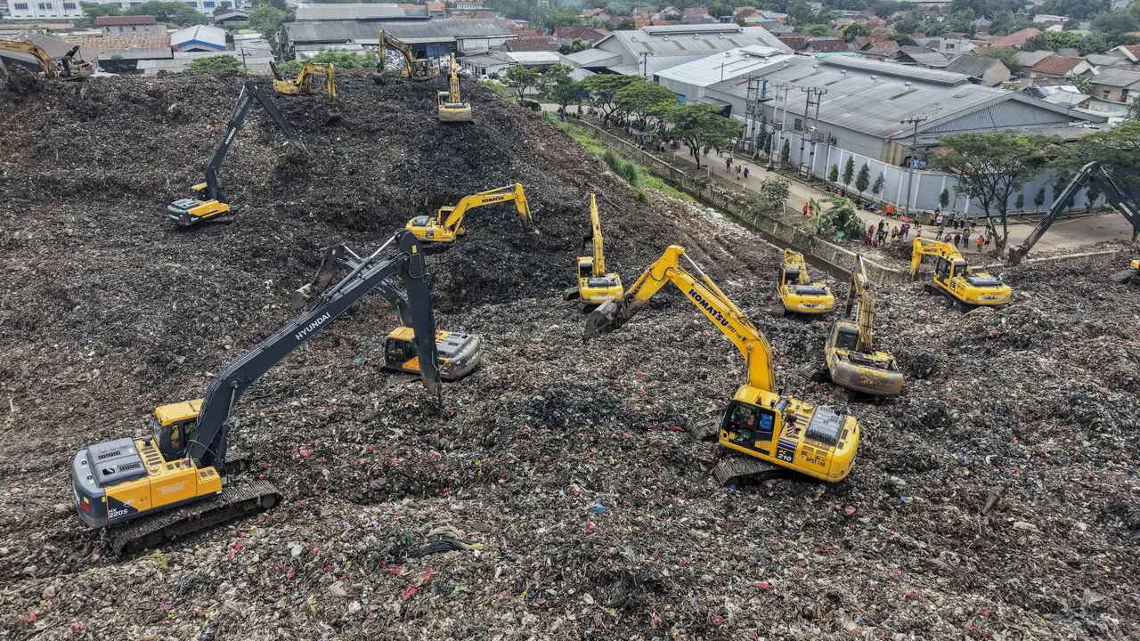 Longsor 3 Kali dalam 4 Bulan, TPST Bantargebang Krisis Pengelolaan Sampah