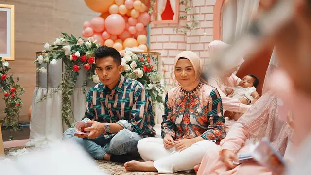 Momen Acara Aqiqah Baby Chava, Putri Kecil Rachel Vennya