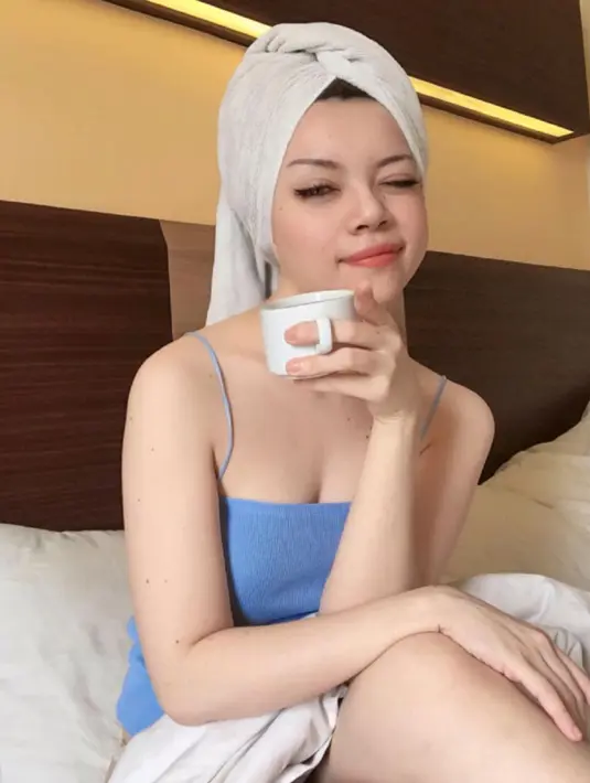 <p>Disinggung masalah pribadi, Monna Frans mengatakan usianya kini sudah 32 tahun dan masih lajang. (FOTO: instagram.com/monnafrans/)</p>