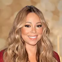 Mariah Carey mungkin menjadi salah satu artis terlaris sepanjang masa. Namun dengan segala kesuksesannya terdapat satu hal yang membingungkan di mana ia membiarkan adiknya, Alison menderita dengan masalah keuangan dan narkoba. (AFP/Bintang.com)