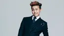 Tak hanya sukses di dunia musik, G-Dragon juga sukses di dunia bisnis. Kekayaannya diperkirakan mencapai USD 21 juta. (foto: koreaboo.com)