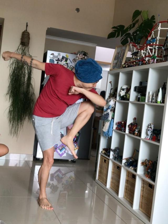 Apartemen Ernest Prakasa