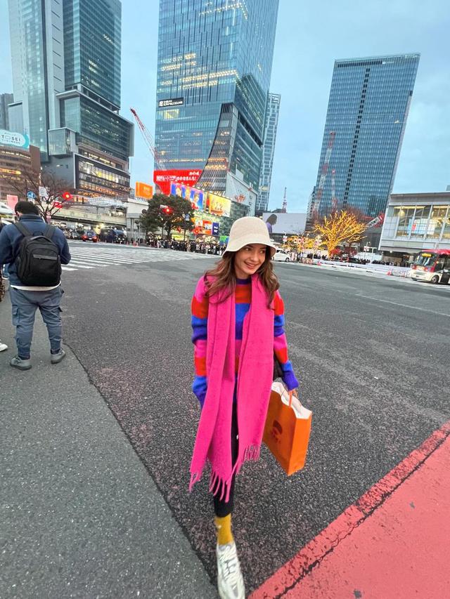 6 Potret Enzy Storia dan Suami Liburan di Jepang, Ungkap Kondisi saat Gempa