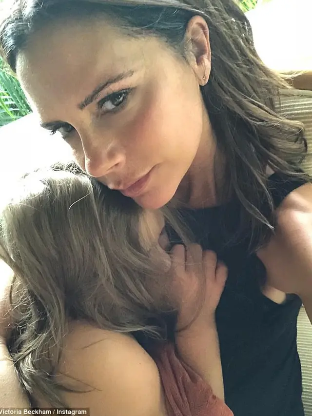 [Bintang] Victoria Beckham