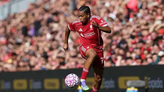 Jaminan Menit Bermain Jadi Kunci Kontrak Baru Rio Ngumoha di Liverpool