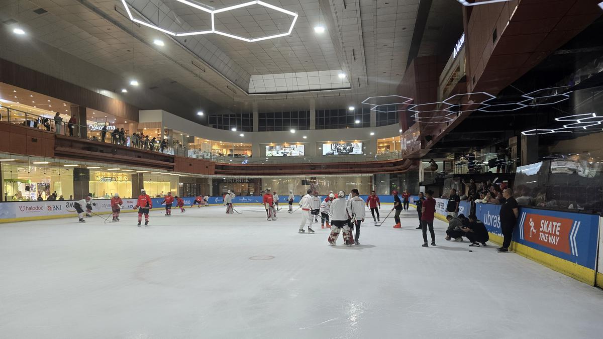 Diperkuat 4 Pemain Naturalisasi, Indonesia Ingin Rebut Medali Perdana Hoki Es di SEA Games 2025