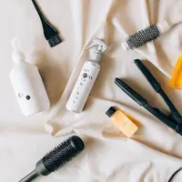 Rambut yang sering terpapar panas membutuhkan perhatian ekstra agar tidak semakin kering dan rapuh. Beberapa kebiasaan sederhana dapat membantu menjaga kondisinya. (Foto/Dok: Pexels)