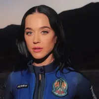MUA Ungkap Rahasia Makeup Katy Perry saat ke luar angkasa. [@katyperry]