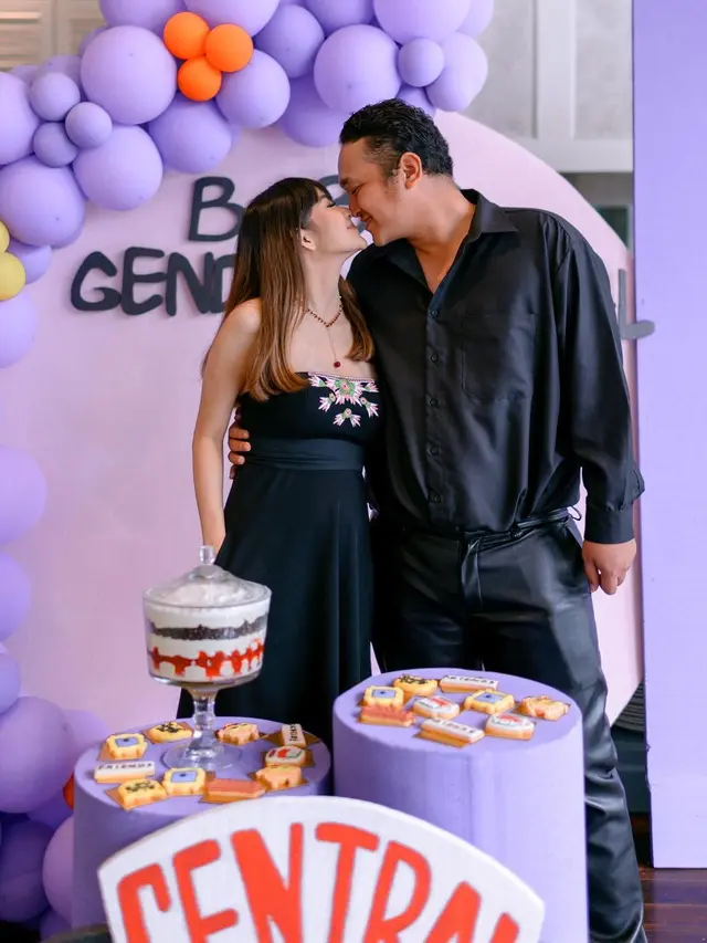 Adiezty Fersa dan Gilang Dirga