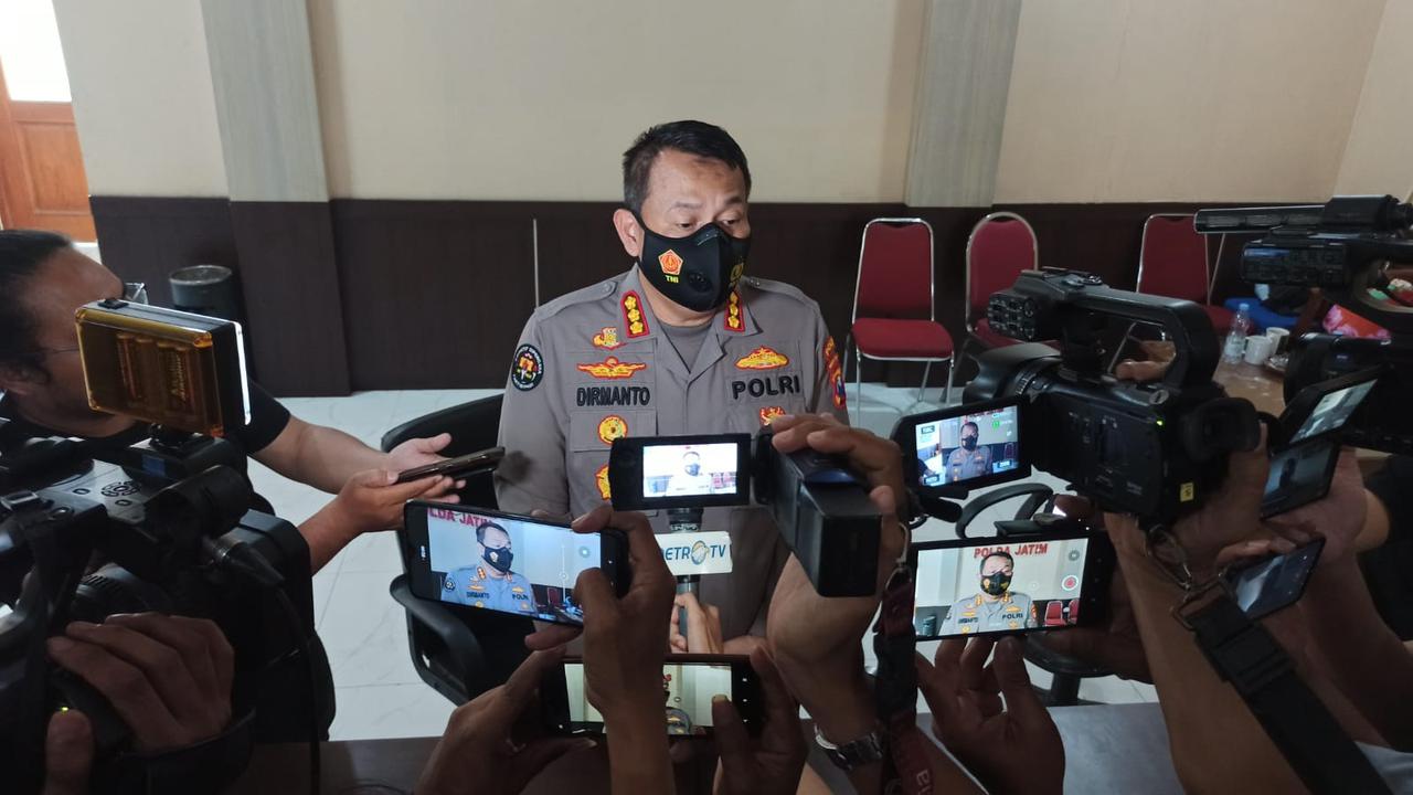 Kabid Humas Polda Jatim Kombes Pol Dirmanto. (Dian Kurniawan/Liputan6.com)