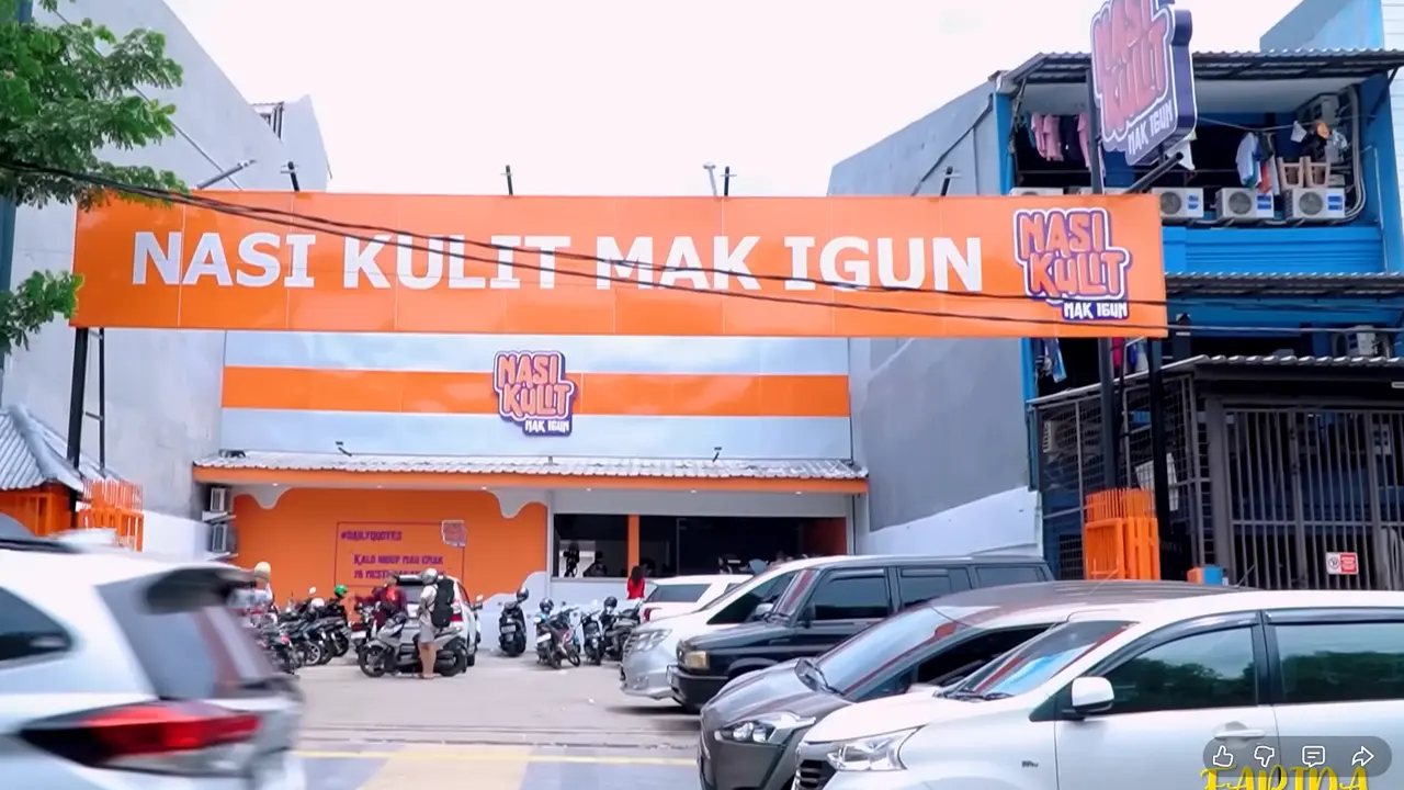 Desain Warung Makan Nasi Kulit Ayam Ivan Gunawan