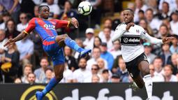 Musim lalu Aaron Wan-Bissaka tampil memikat bersama Crystal Palace sebagai bek kanan. (Photo by Glyn KIRK / AFP)