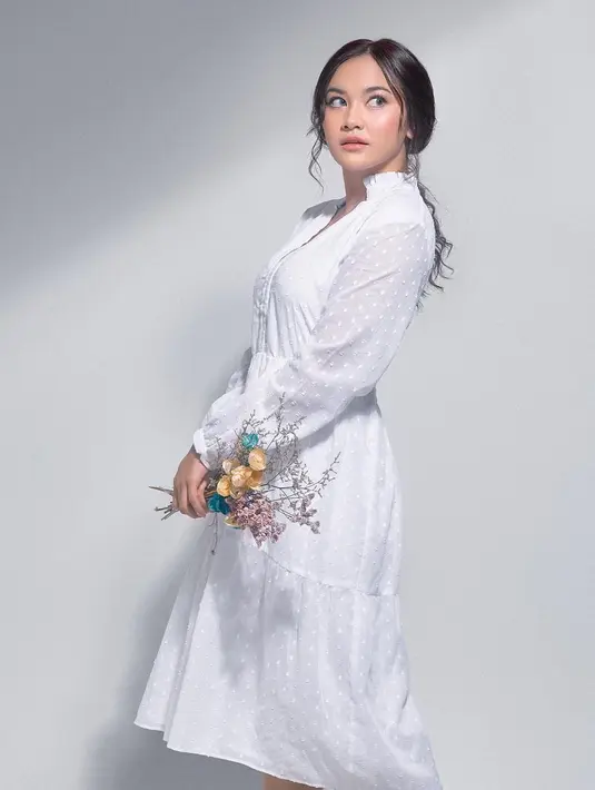 Walaupun tidak membawa gelar juara di Indonesia Idol musim ke-10, akan tetapi lagu Melawan Restu yang dibawakan Mahalini kerap di sinetron Ikatan Cinta. (Foto: instagram.com/mahaliniraharj)