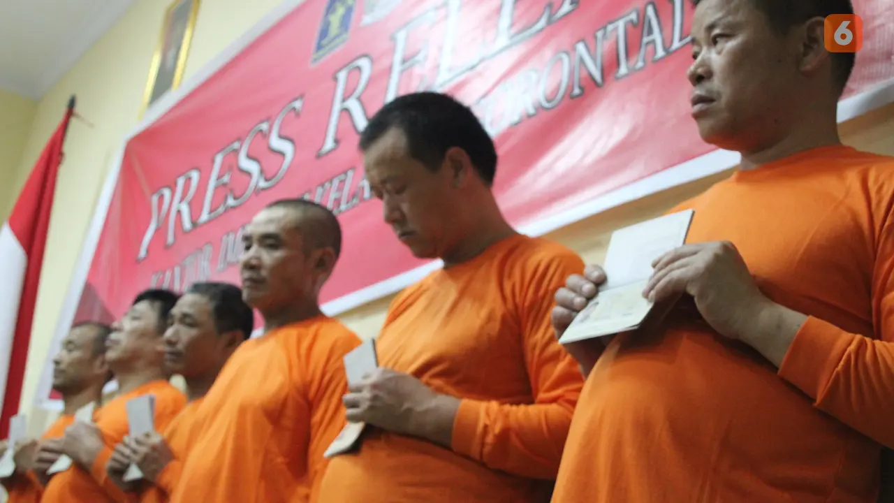 Enam warga ttongkok ditangkap karena salah gunakan visa (Arfandi Ibrahim/Liputan6.com)