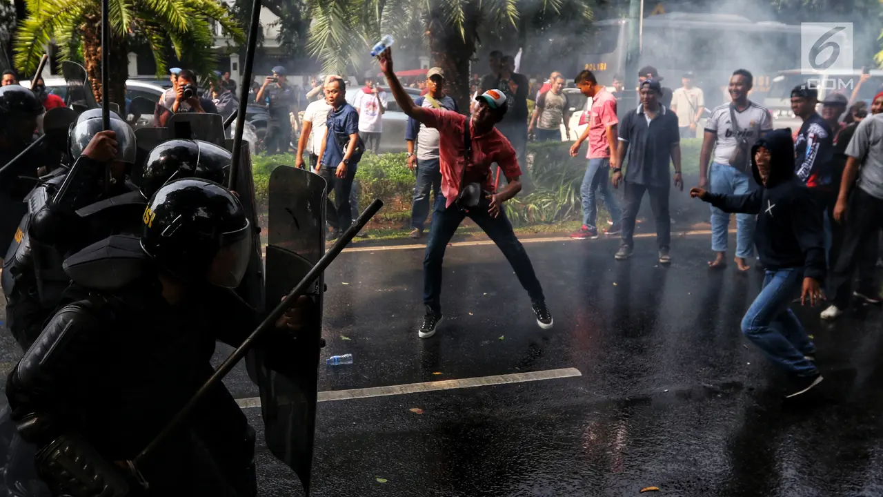 Bentrok Warnai Simulasi Pengamanan Pemilu 2019