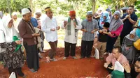 Pemakaman pensiunan TNI AL yang menjadi korban pembunuhan (Liputan6.com/ Ady Anugrahadi)