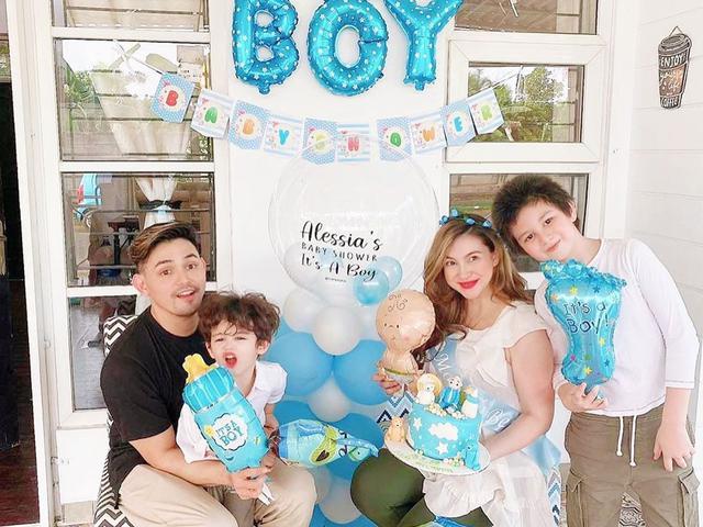 Menanti Anak Ketiga Ini 6 Potret Baby Shower Alessia Cestaro Hot Liputan6 Com