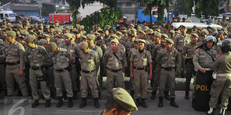 20160411-Penertiban Pasar Ikan, 4.218 Personel Keamanan Diturunkan-Jakarta