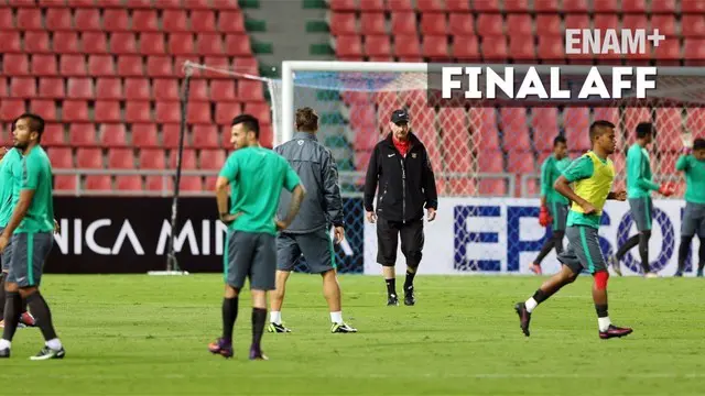 ENAM PLUS: Latihan Timnas Jelang Final