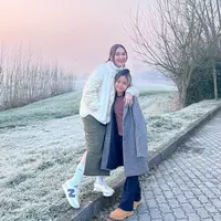 Ayu Ting Ting dan Bilqis (Instagram/ayutingting92)