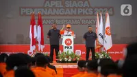 Ketua Majelis Syuro Partai Keadilan Sejahtera (PKS) Salim Segaf Al-Jufri menyampaikan sambutan pada Apel Siaga Pemenangan PKS 2024 di Stadion Madya Kompleks GBK, Jakarta, Minggu (26/2/2023). PKS menggelar apel siaga pemenangan untuk Pemilu 2024 yang merupakan rangkaian Rakernas PKS 2023. (Liputan6.com/Faizal Fanani)