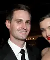 Miranda Kerr sudah melahirkan anak pertamanya bersama dengan Evan Spiegel. (Life&Style)
