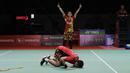 Pasangan ganda putra senior, Fajar Alfian/Muhammad Rian Ardianto sukses mengunci gelar juara di Daihatsu Indonesia Masters 2022 usai menumbangkan pasangan muda asal Cina yang merangkak dari babak kualifikasi, Liang Wei Keng/Wang Chang dengan dua game langsung 21-10, 21-17. Kunci kemenangan Fajar/Rian tak lain adalah kematangannya sebagai pemain senior yang kaya pengalaman. (Bola.com/Ikhwan Yanuar)