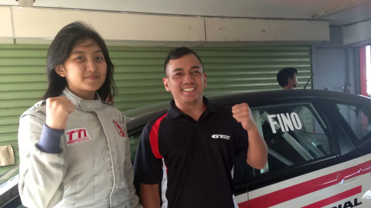 Alinka Herdiati dan Fino Saksono