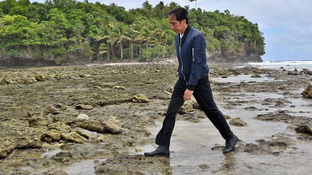 16-10-19_Presiden Jokowi Kunker k Pulau Terluar Miangas Check Pos Perbatasan-1-s