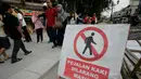 Sejumlah Wisatawan memadati kawasan pendestrian Jalan Malioboro,Yogyakarta, Sabtu (9/7). Libur lebaran, Jalan malioboro di dominasi wisatawan dari luar kota. (Liputan6.com/Boy Harjanto)