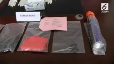 Kesal karena anaknya sering mengompol, sang ibu memberikan hukuman.