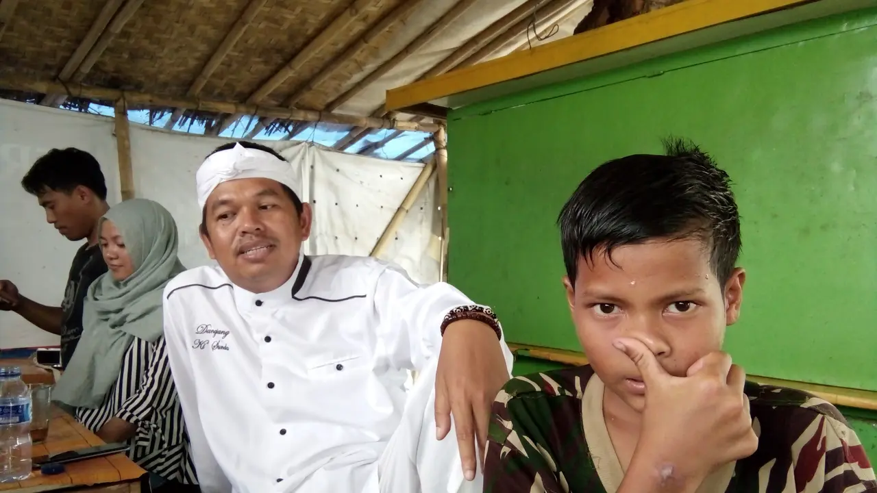 Kala Anak Putus Sekolah Jadi Pengawas Pemancing Waduk Jatiluhur