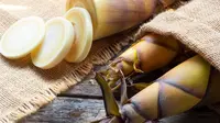 Hanya Pakai 1 Bahan Dapur, Begini Cara Menyimpan Rebung agar Awet Segar
