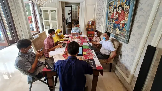 Suasana rumah Dino Patti Djalal